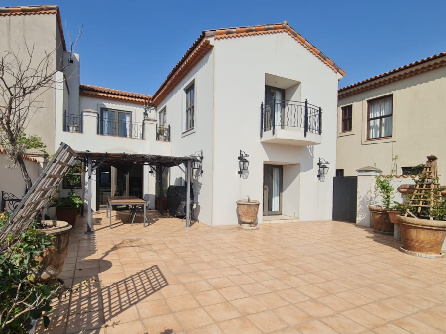 3 Bedroom Property for Sale in Estate D Afrique North West